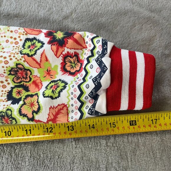 Satin White & Red Zip Up Hooded Jacket - Picture 9 of 12